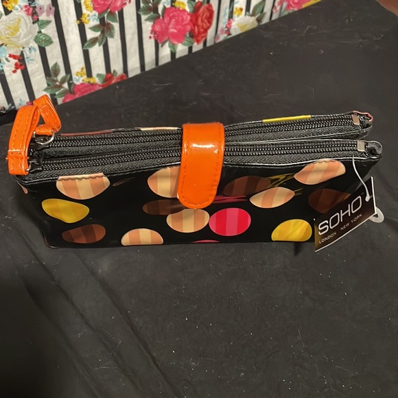 3/ $12 🌻 NWT! small striped polka dot makeup pouch - Picture 2 of 5